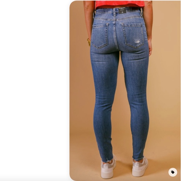 Blank NYC Denim - Blank NYC The Great Jones High Rise Skinny Jeans in medium blue sashiko size 29